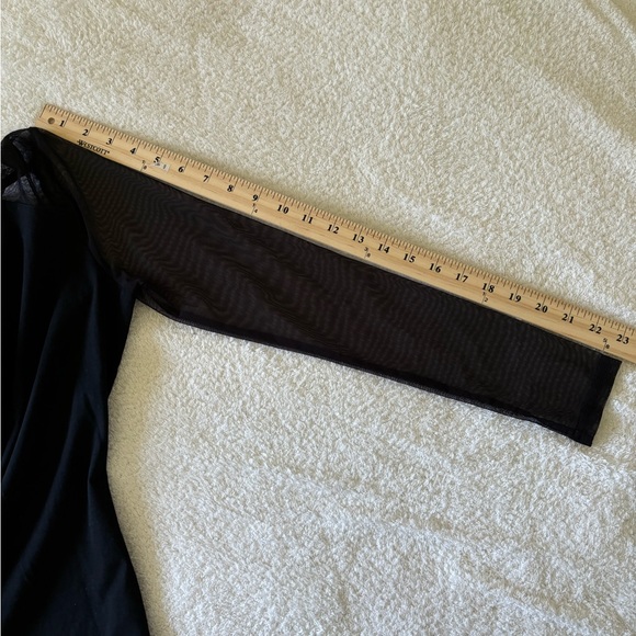 Women’s Black Mesh Long Sleeve Blouse Size Medium - Picture 10 of 13